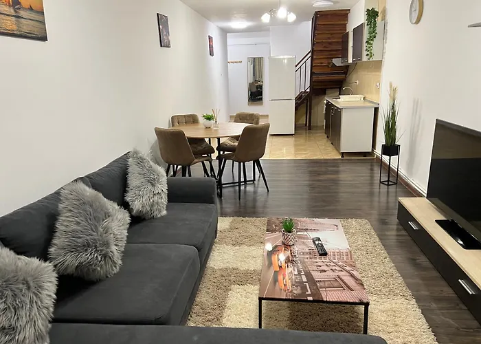 Ndl Center Apartment